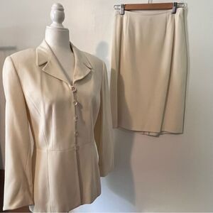 Kasper For ASL Skirt Suit Sz 8 Off-white Fully Lined Button Front Jacket Career
